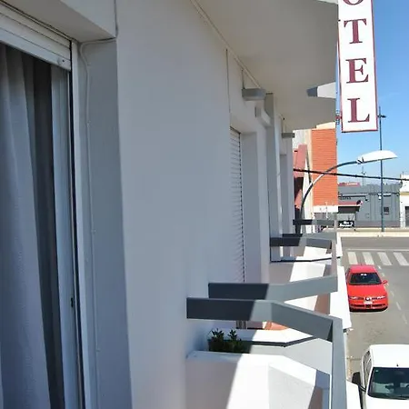 Angeles Almendralejo