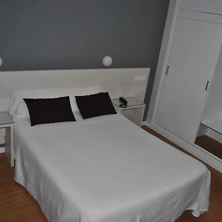 Hotel Los Angeles Hotell 2*