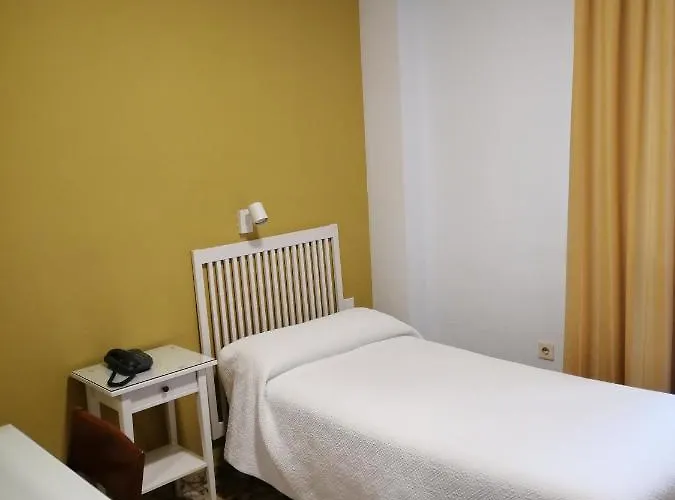 Angeles Almendralejo