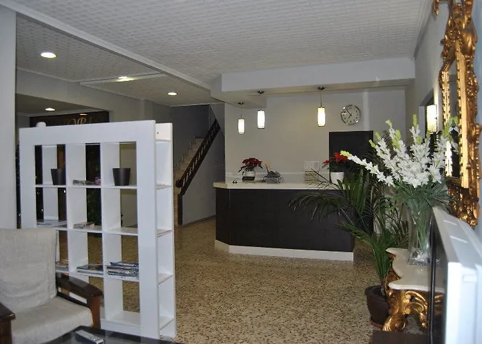 Angeles 2* 알멘드랄레호