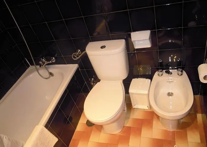 Angeles 2* 알멘드랄레호